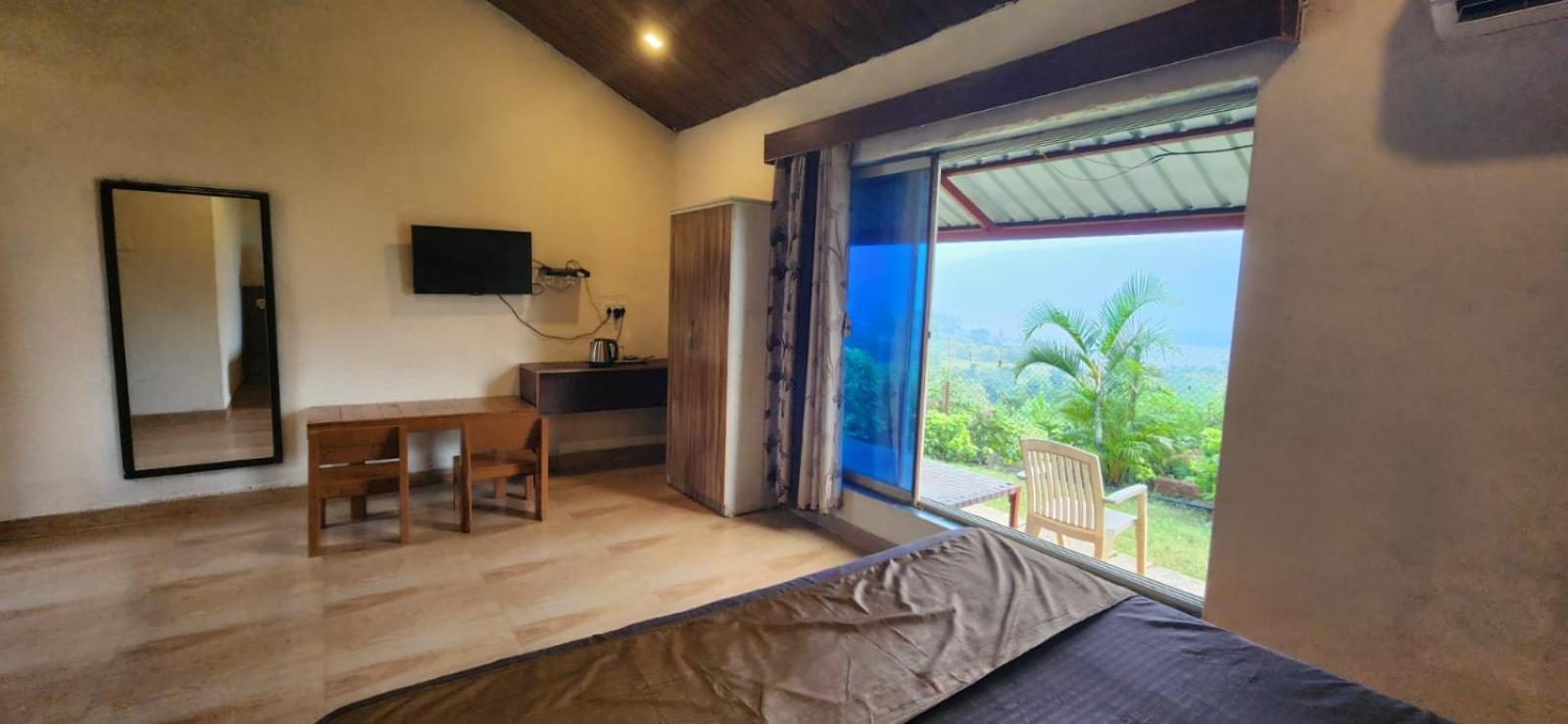 Mysticstays Resort Wai Exterior foto