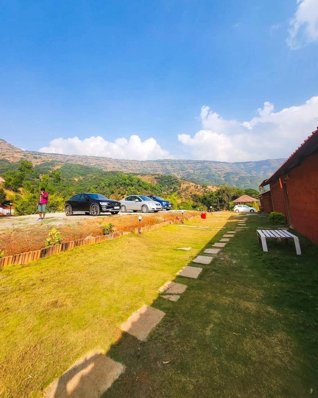 Mysticstays Resort Wai Exterior foto