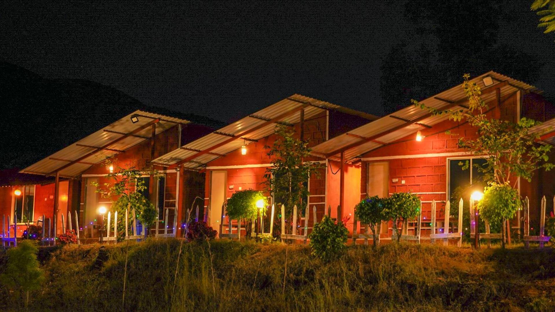 Mysticstays Resort Wai Exterior foto