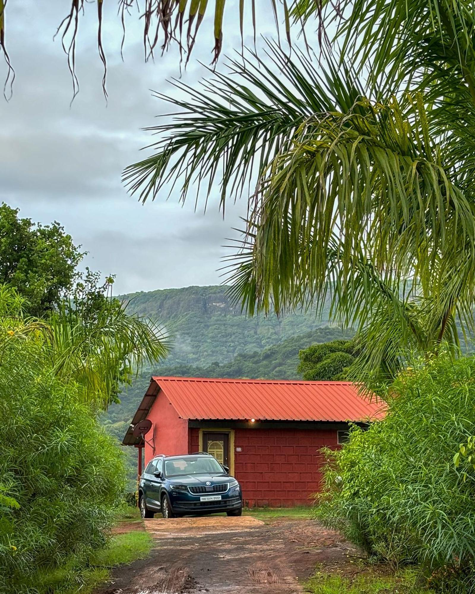Mysticstays Resort Wai Exterior foto